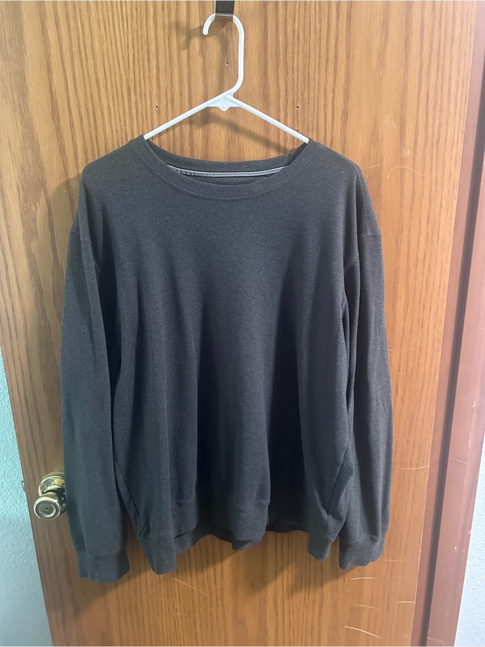 Boston Traders Men's Crewneck Sweater - Charcoal Gray